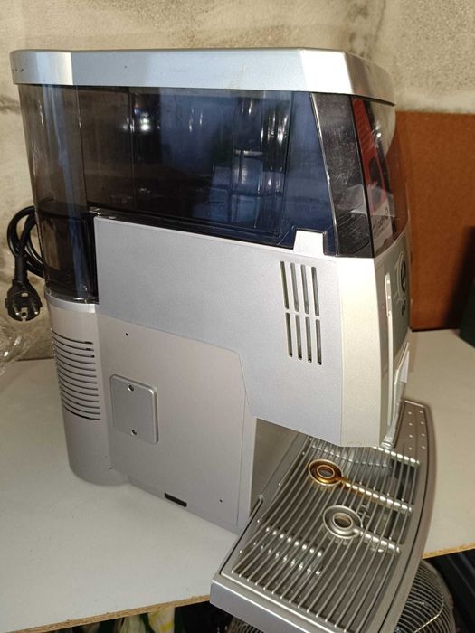 Máquina de café Saeco Ambra