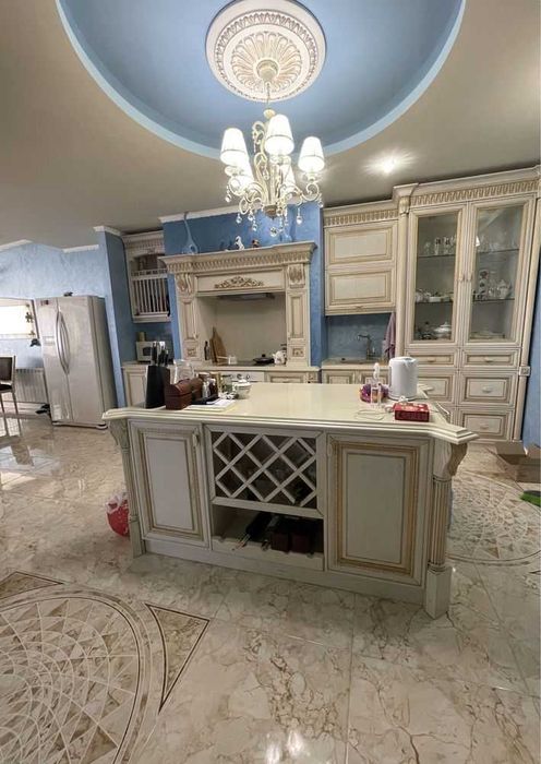 150 тыс.$ ПРОДАЖА / Квартира в центре с ремонтом 150м2 / Гагарина /