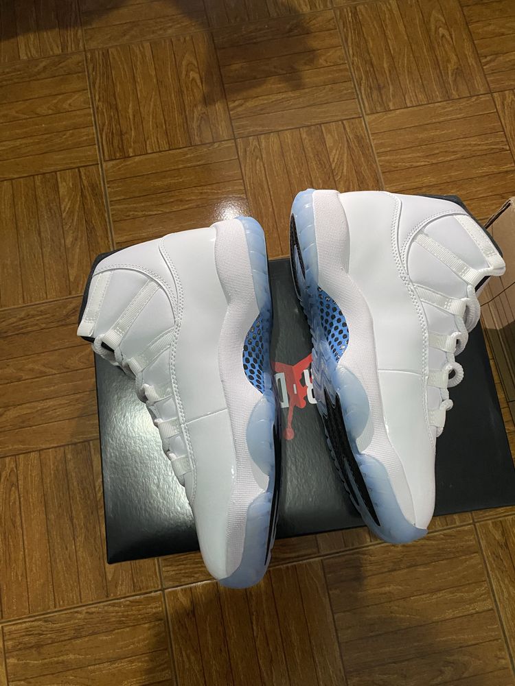 Air Jordan 11 retro legend blue
