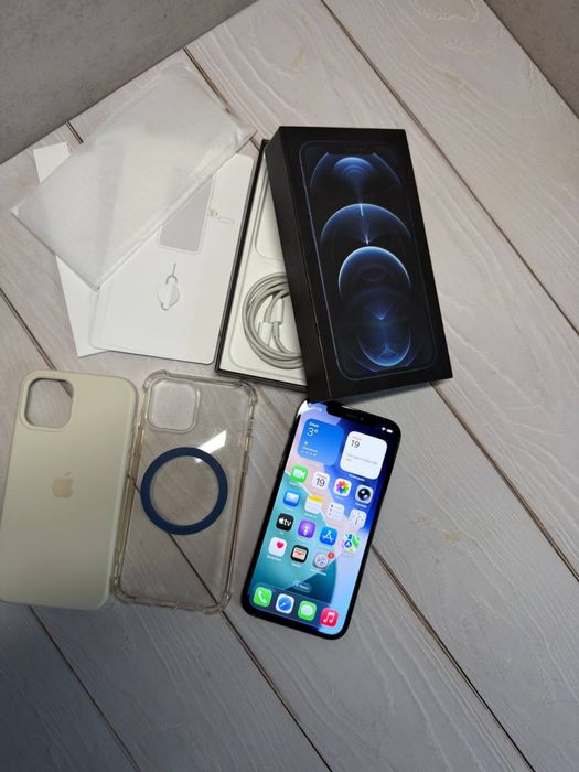 Iphone 12 pro 256 gb neverlock 100% батарея