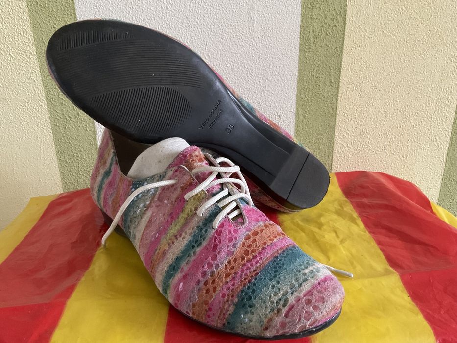 Жіноче взуття, яккісне