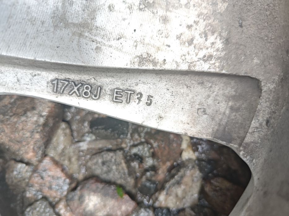 Зимняя резина с дисками на Мерседес мл