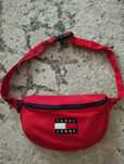 Nerka saszetka Tommy Hilfiger modna letnia trendy premium