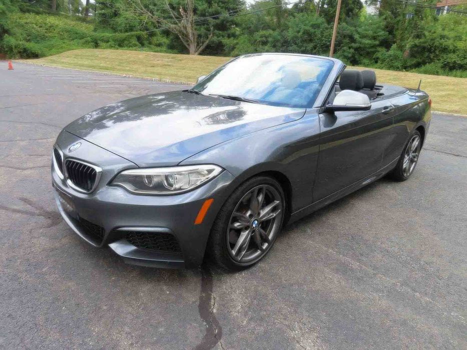 BMW 2 Series M235i Convertible      2016