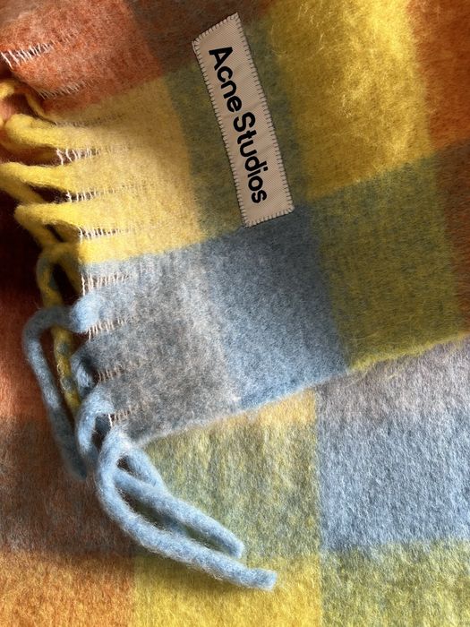 Acne Studios стильний шарф