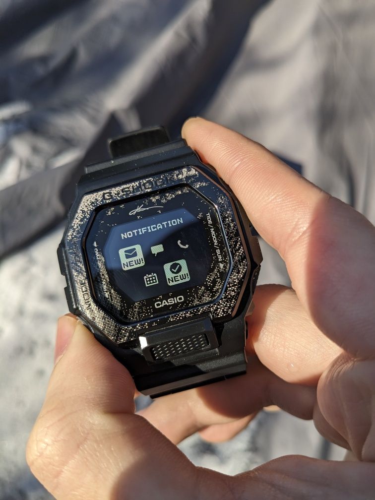 Часы Casio g-shock GBX 100KI Bluetooth