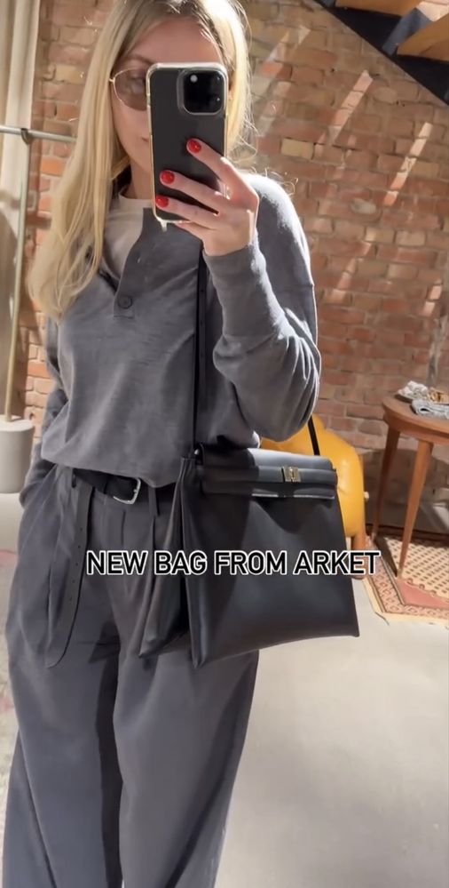 Сумка ARKET шкіряна