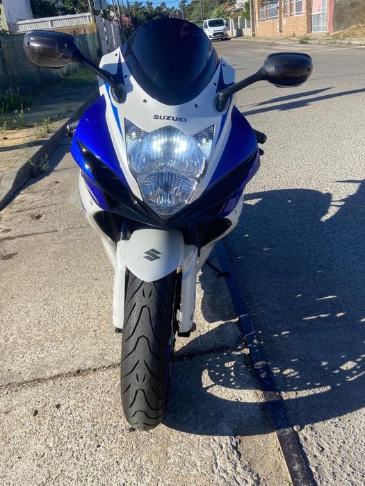 Suzuki GSX-R600.