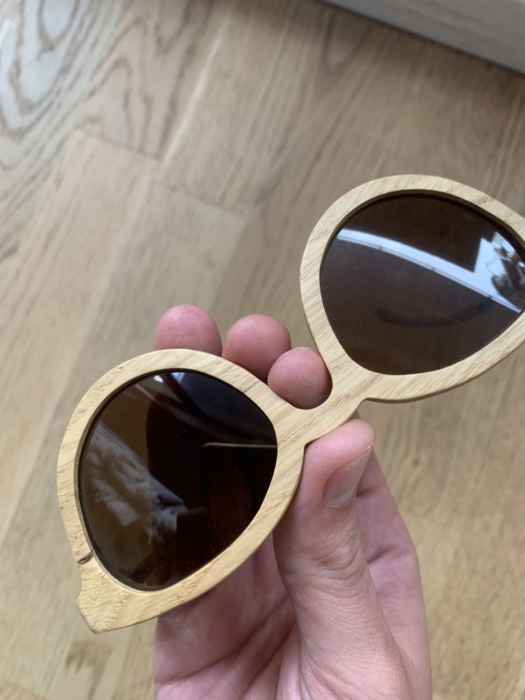 Okulary drewniane przeciwsłoneczne