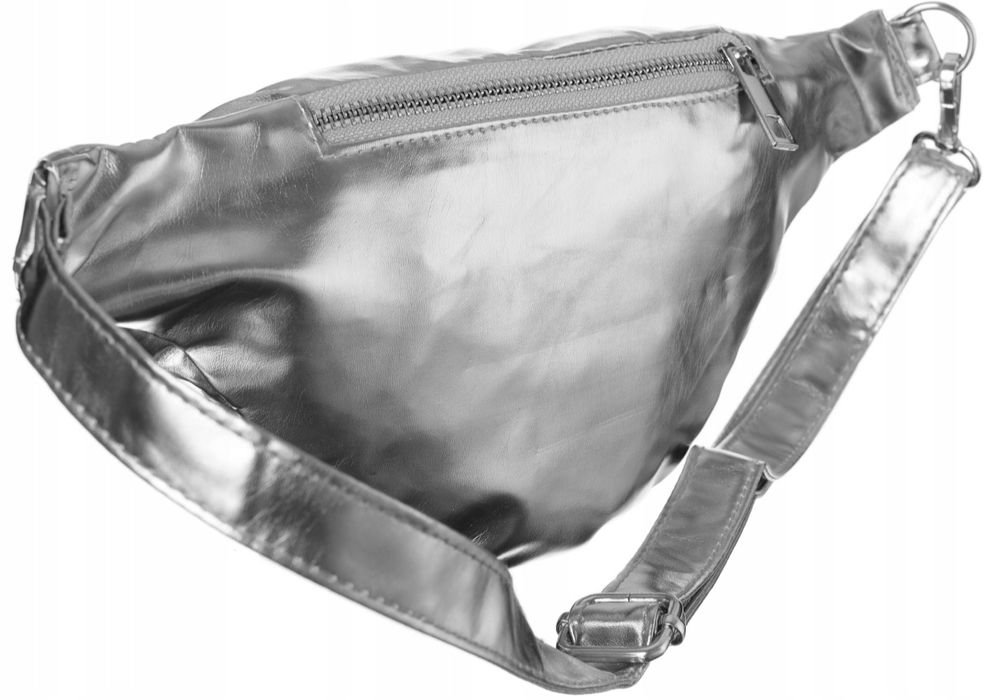 Saszetka nerka biodrowa pikowana regulowanym paskiem biodrówka srebrna