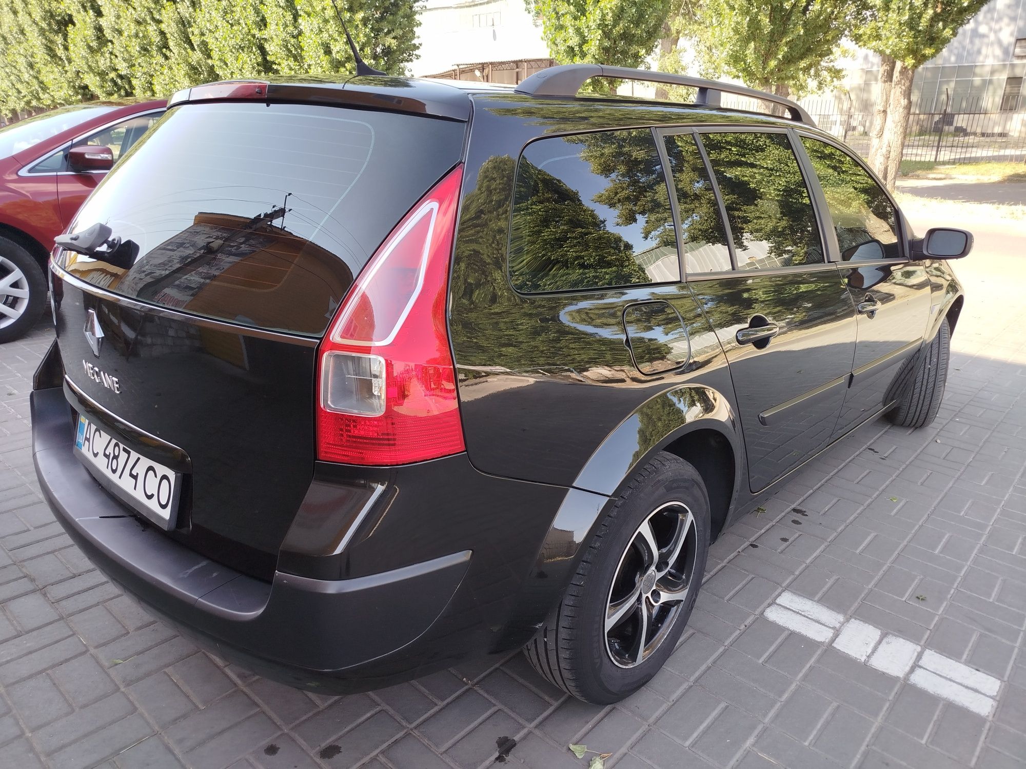 Renault Megane 1.6 бензин