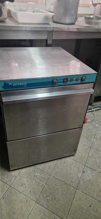 2 Máquinas de Lavar Louça/Copos- Equipamento Restauração e Hotelaria