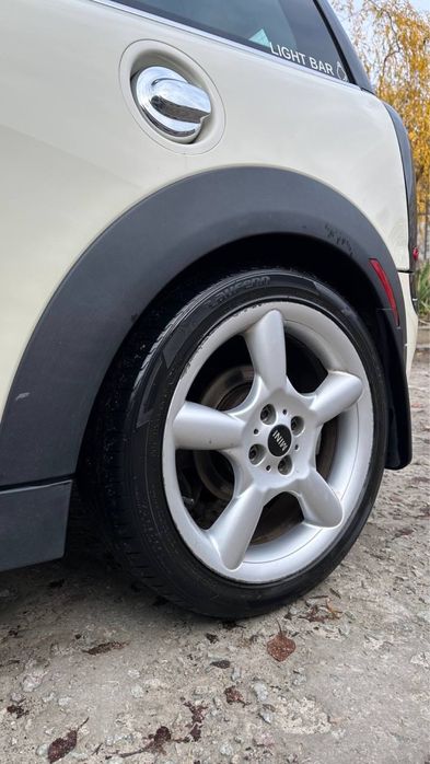 Продам Mini Cooper Clubman S 2008