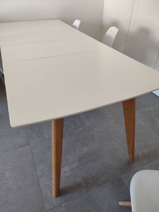 Mesa AREA (extensível)