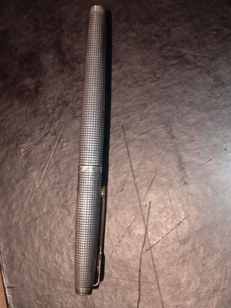 Caneta parker 75 em prata e ouro