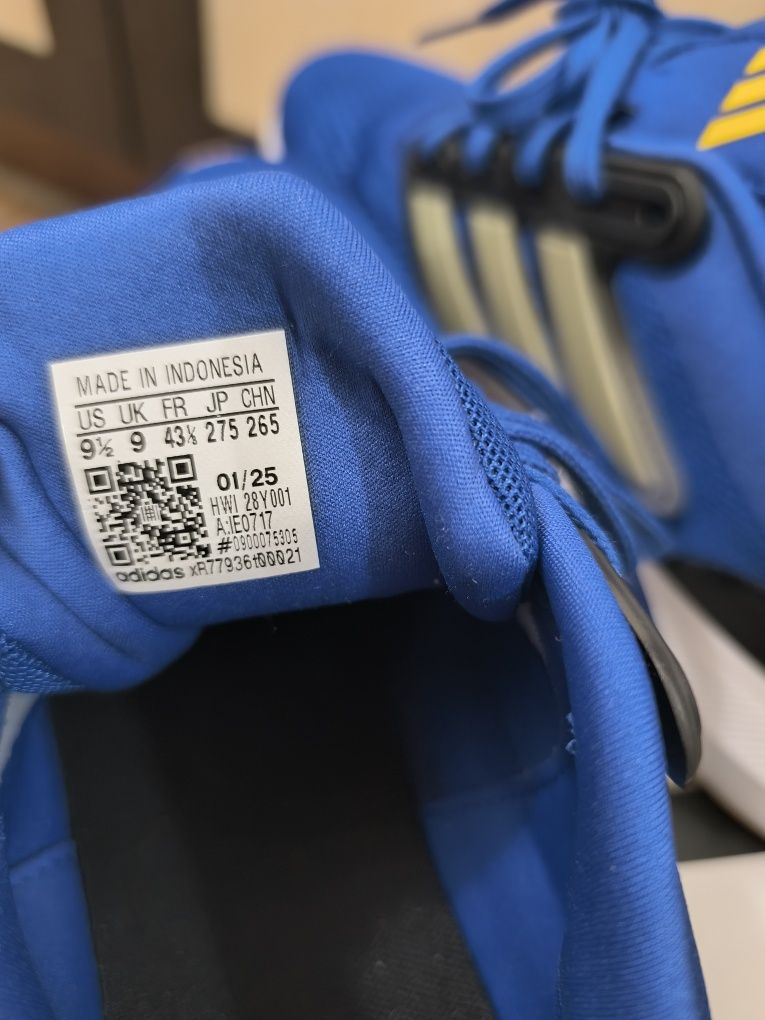 Кроссовки для бега Adidas