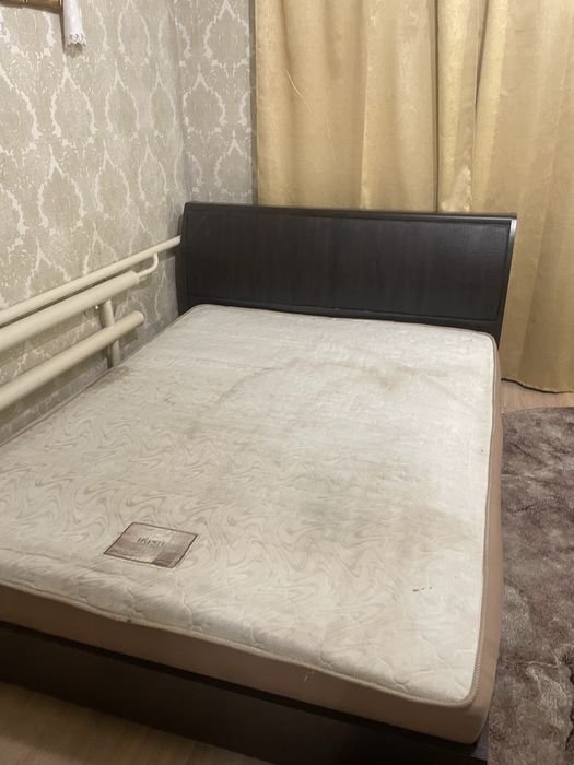 Продам ліжко двох спальне