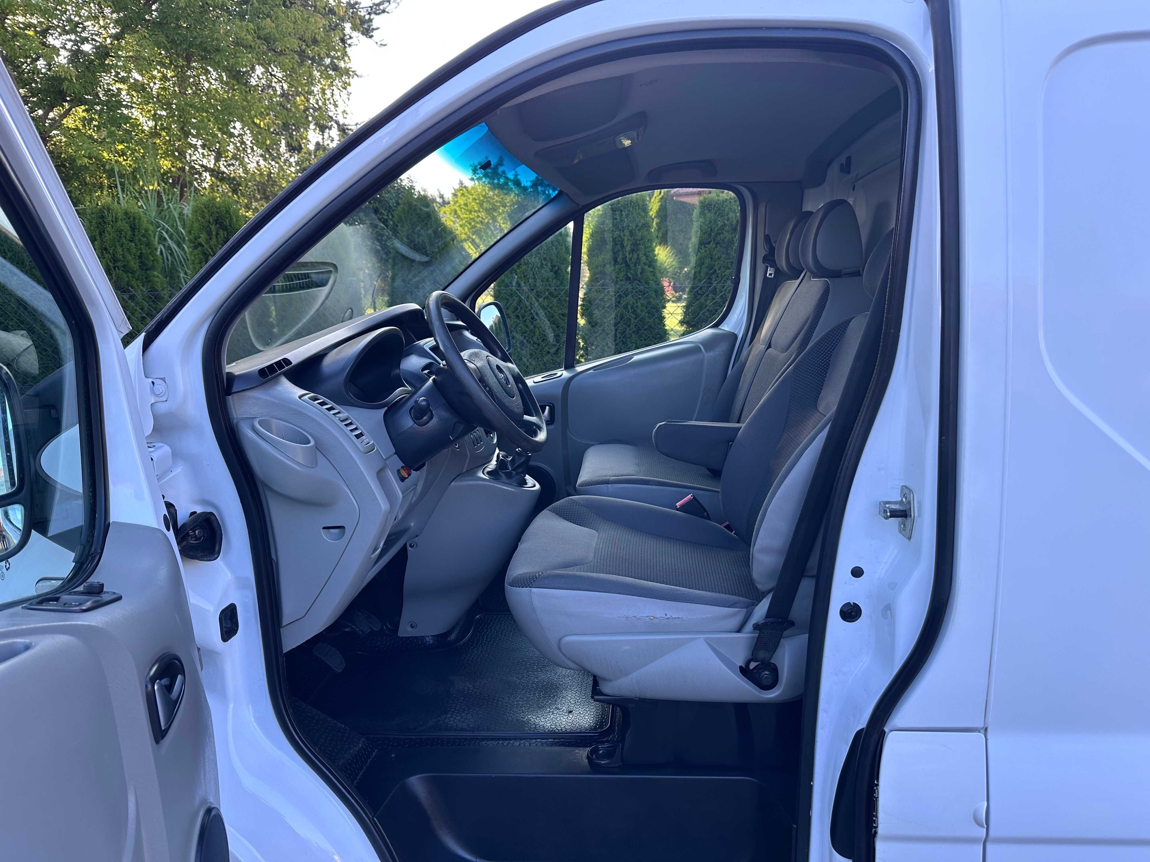 opel vivaro 2,0 cdti 115 km max long