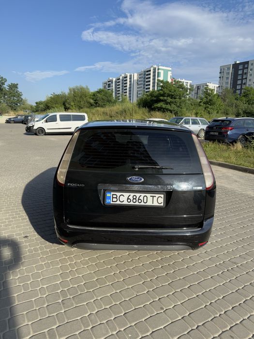 Продається форд фокус 2