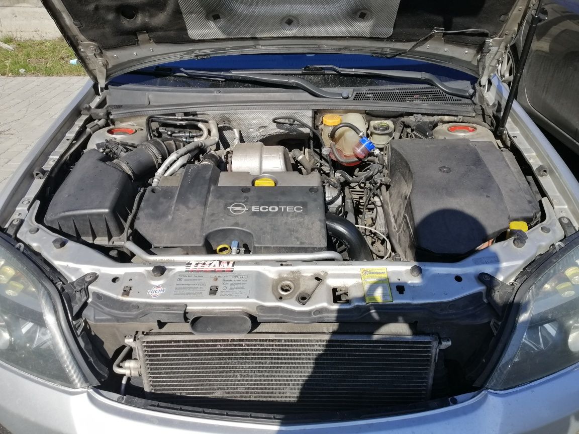 Opel vectra c в доброму станi