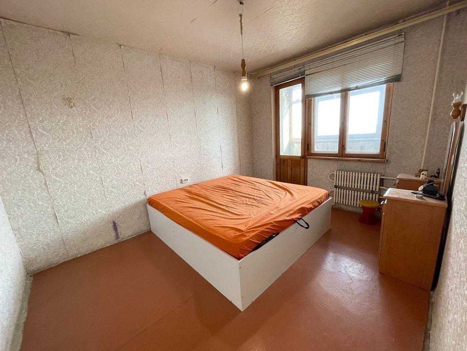 Продаж квартири в районі Східний 3