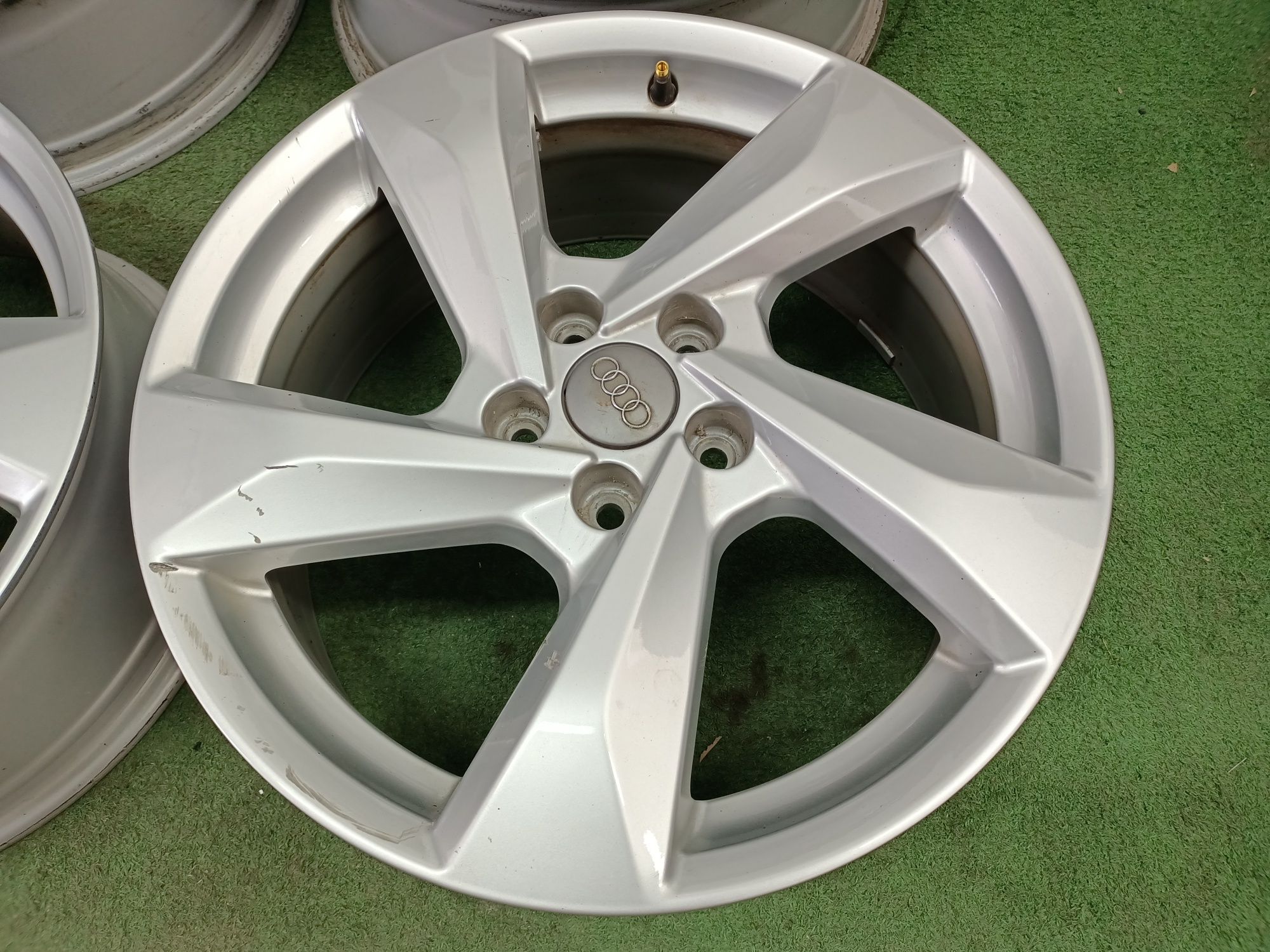 18" felgi 5x112 et43 Audi Q3 Q2 A3 A4 A6 VW Tiguan Wysyłka