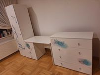 Zestaw mebli - biurko komoda szafa