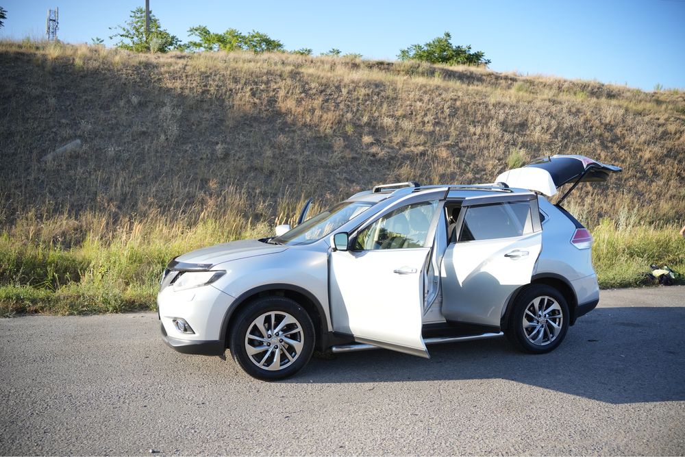 Продам Nissan X-Trail 2016