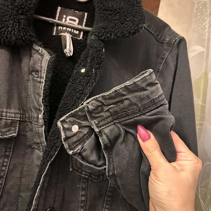 Продам жіночу джинсову куртку i8 Denim