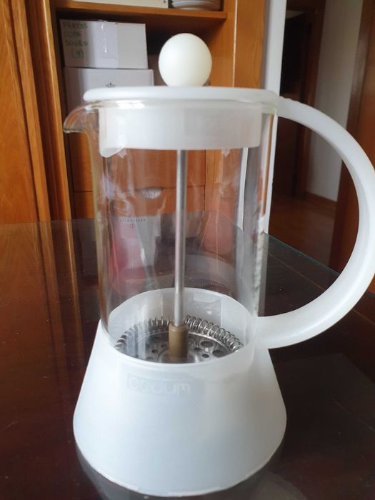 Cafeteira pequena BODUM NOVA