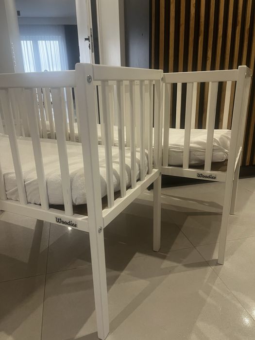 Sprzedam dwa łóżeczka firmy Woodies