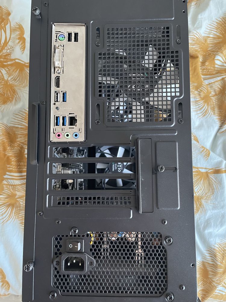 Baza pod komputer ryzen 5
