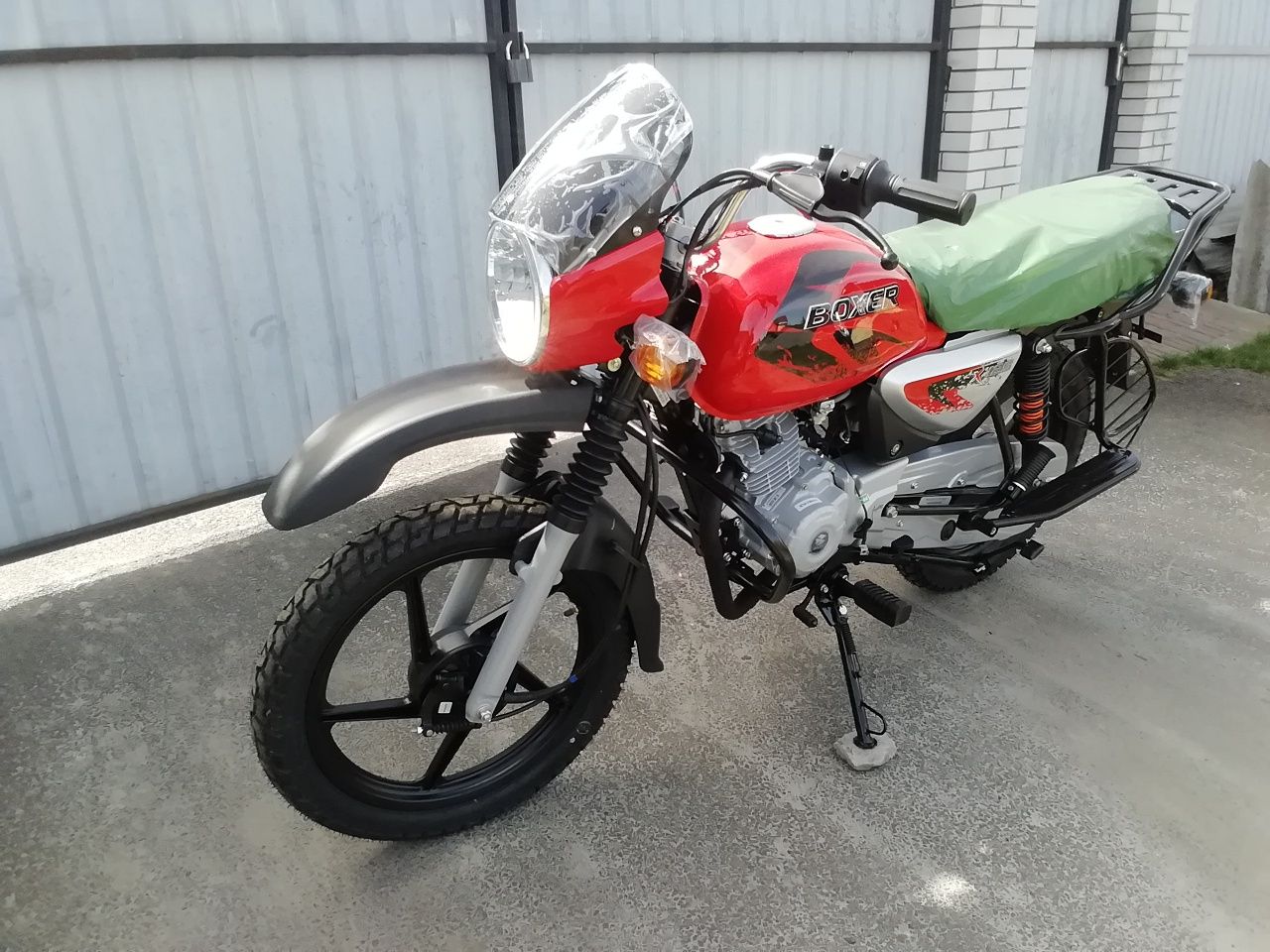 Продам мотоцикл" BAJAJ(Баджаж)"BOXER" 125см.куб  1250$