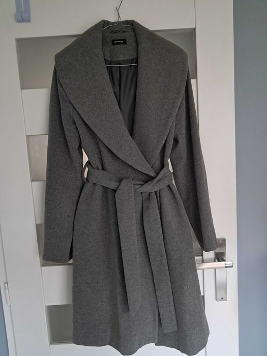 Płaszcz damski rozm 38 z wełną