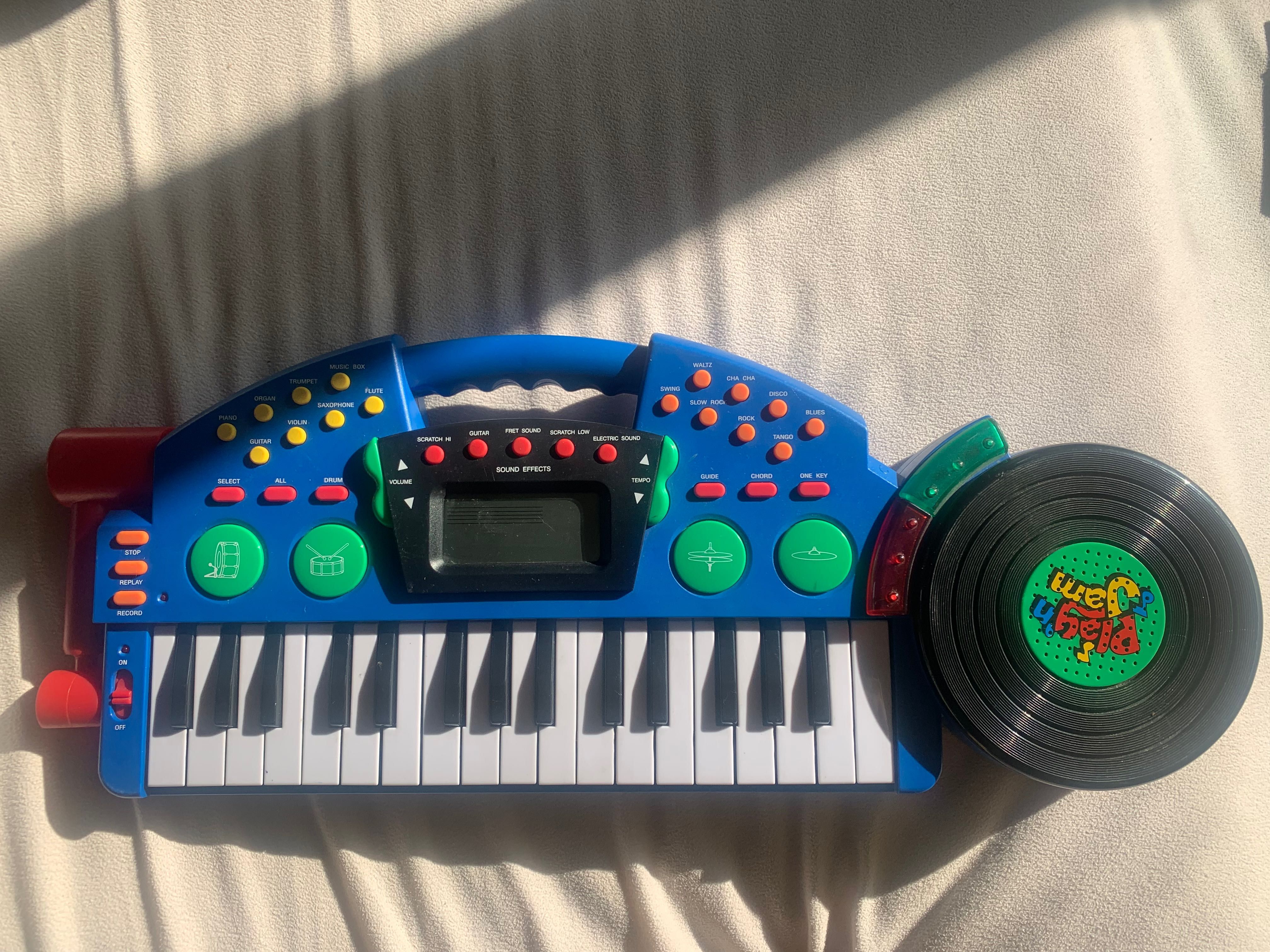 Zabawka interaktywna keyboard + mikrofon