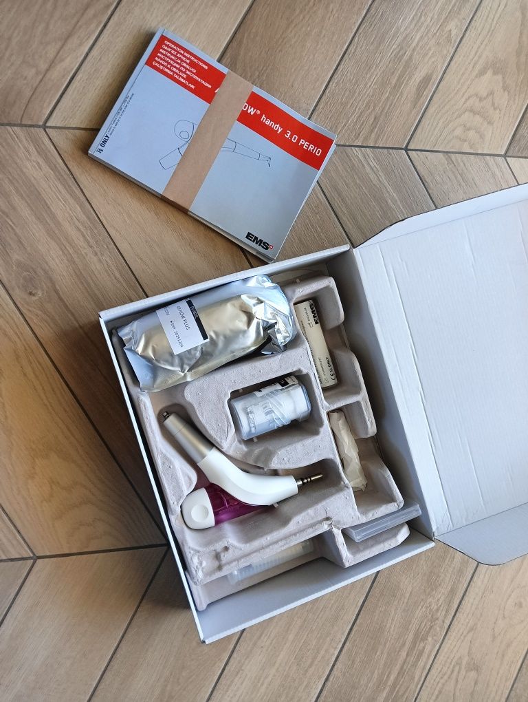 Piaskarka stomatologiczna air flow premium