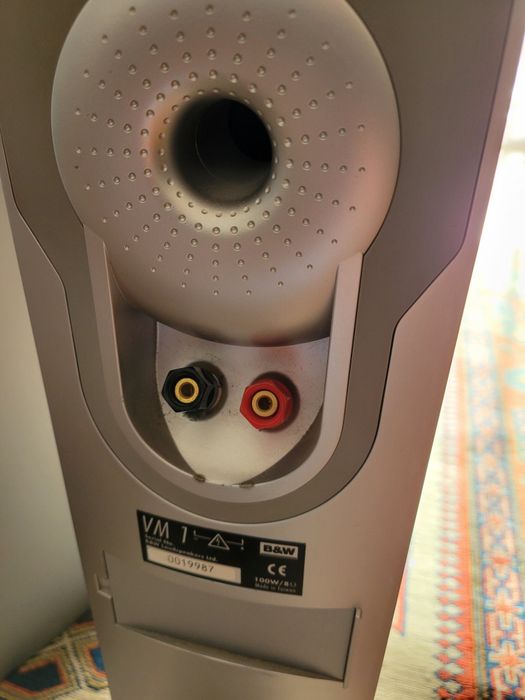 Sistema Home Cinema B&W e Tannoy