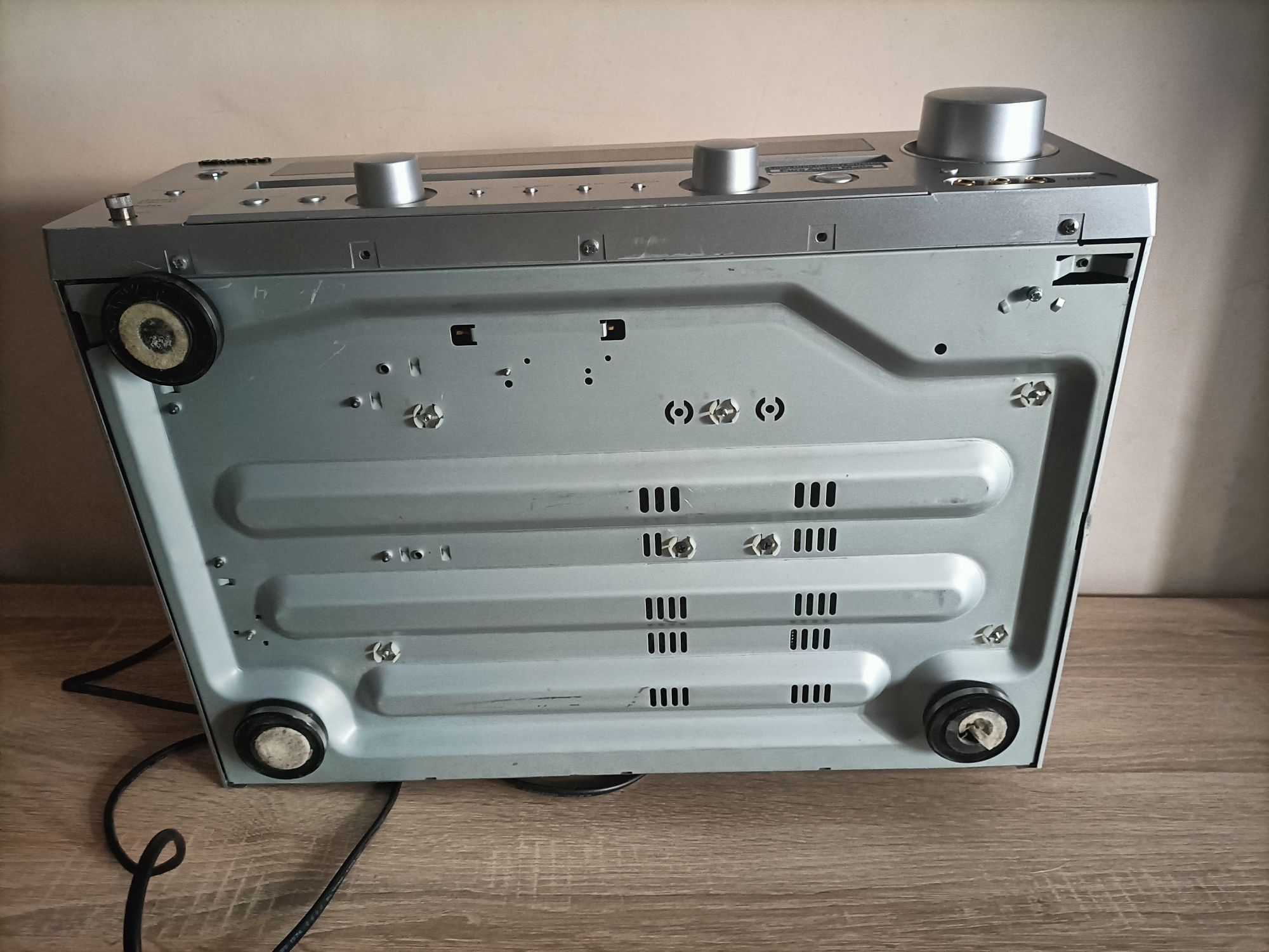 Kenwood KRF-V5200D amplituner