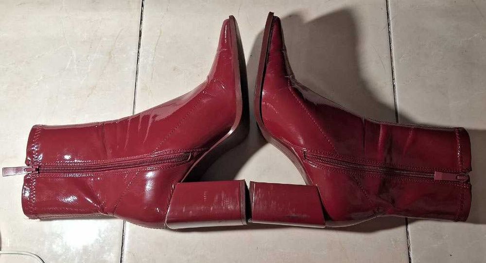 Жіночі ботильйони червоні лаковані stradivarius 36 розмір