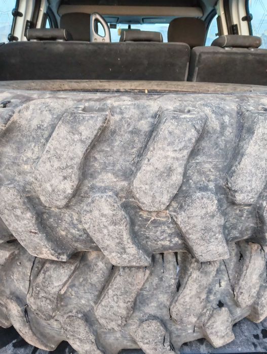 Opona 10.00 20 do koparki