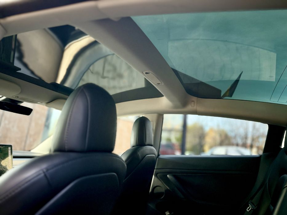 Tesla Model 3 Long Range DM