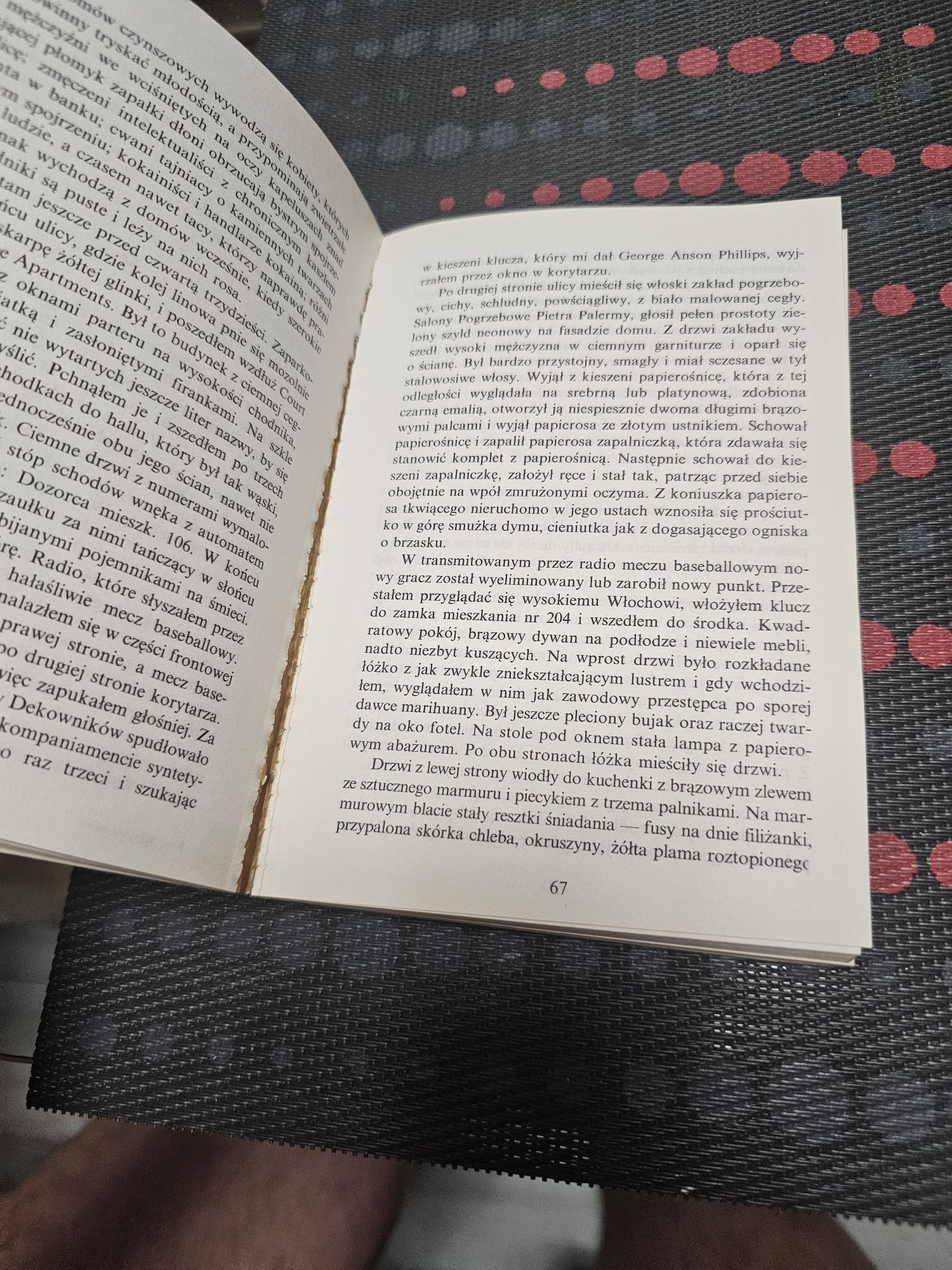 Książka wysokie okno Raymond Chandler