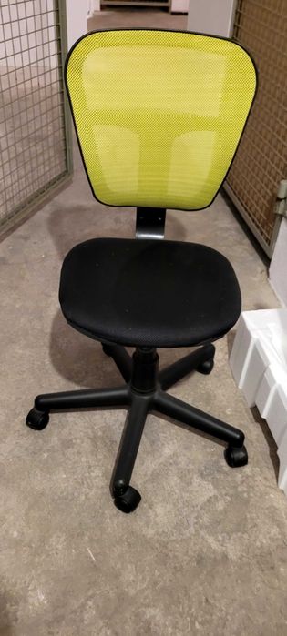 Krzesło biurowe dla dziecka