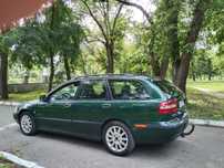 Продам Авто Volvo v40