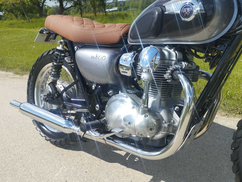 Kawasaki w800 Cafe racer scrambler A2 Bonneville Vulcan Virago