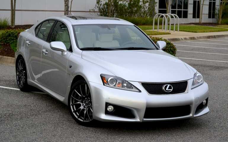 Передній бампер Lexus IS 250 / 300 (2005-2009) F-Look Тайвань