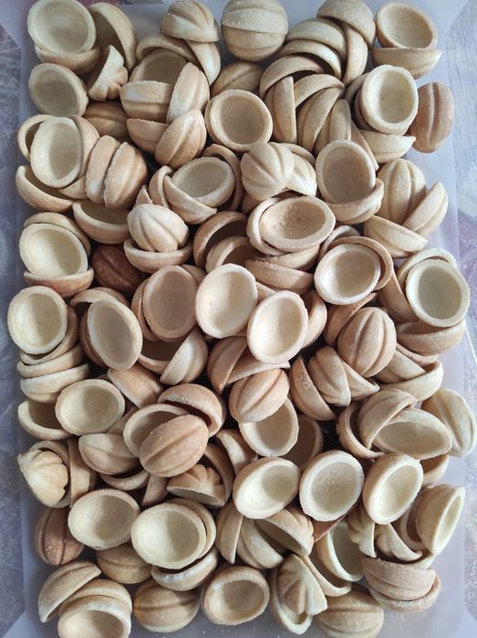 Domowe ciasteczka orzeszki połówki