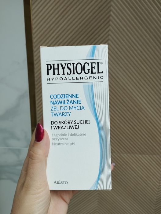 Physiogel żel do mycia twarzy do skóry suchej i wrażliwej
