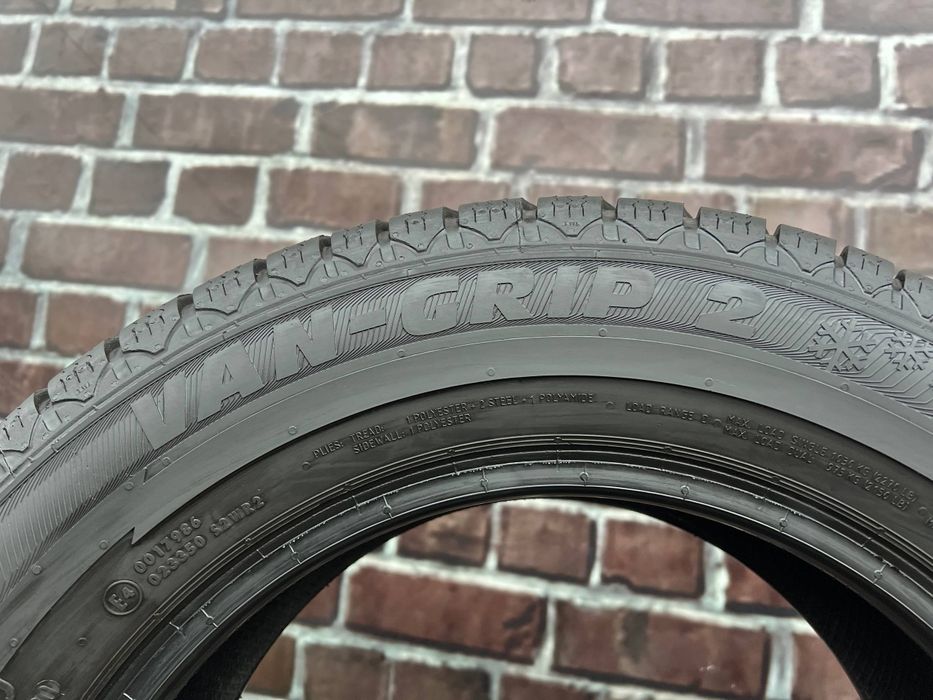 Шини 215/65 R 16C Semperit Van-Grip 2. Зима пара. Колеса склад.