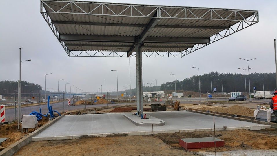 Konstrukcje Stalowe - Hale, Wiaty, Garaże - Kompleksowe Wykonanie